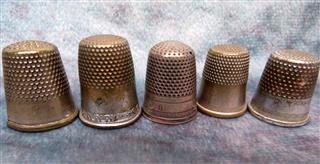 LARGE MIXED LOT OF 48 VINTAGE THIMBLES-MIXED METALS AND PLASTIC-SOME ADVERTISING